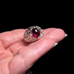 Elegant Silver and Red Gemstone Ring